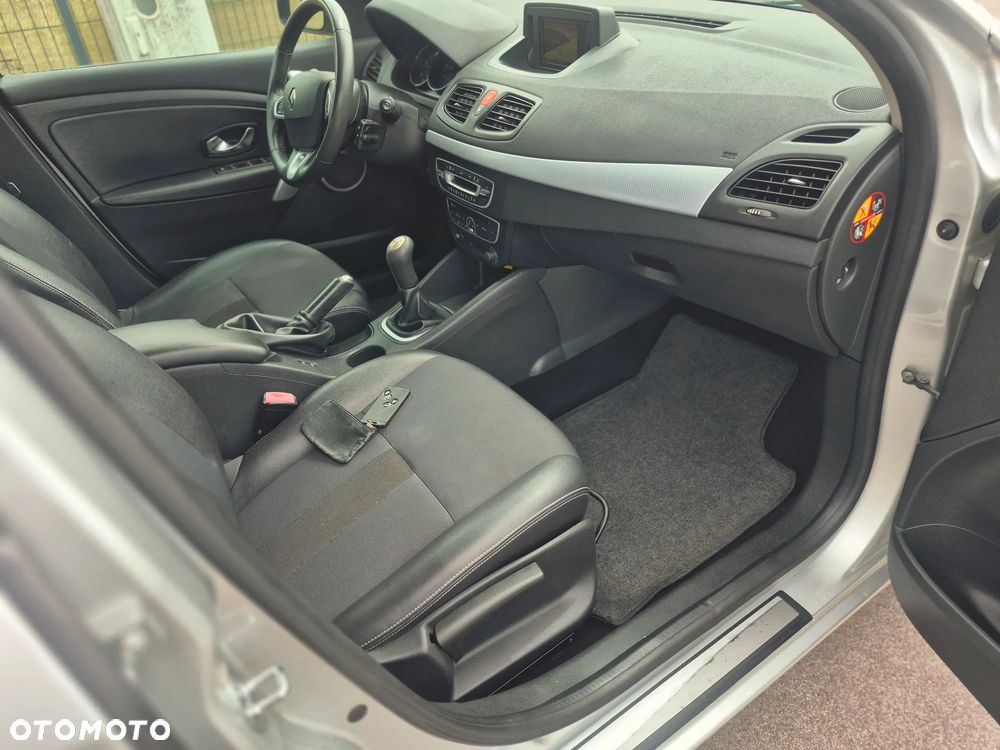 Renault Fluence 1.6 16V 110 Expression - 16