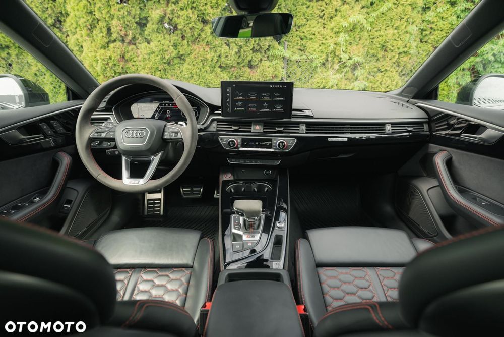 Audi RS5 Coupé - 11
