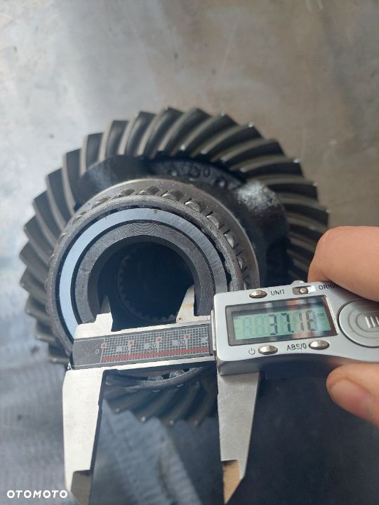 Dyferencjał Mechanizm różnicowy wałek ataku Dana Spicer 357-112-0095722 [11/35 F-29 SZ-12][NAP 2409] - 10