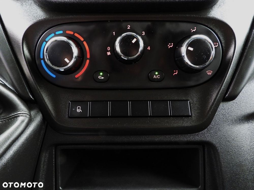 Iveco DAILY 35S18 PLANDEKA WINDA 8 PALET WEBASTO TEMPOMAT KLIMATYZACJA  180KM - 37