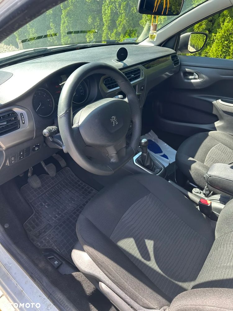 Peugeot 301 1.6 VTi Active - 5