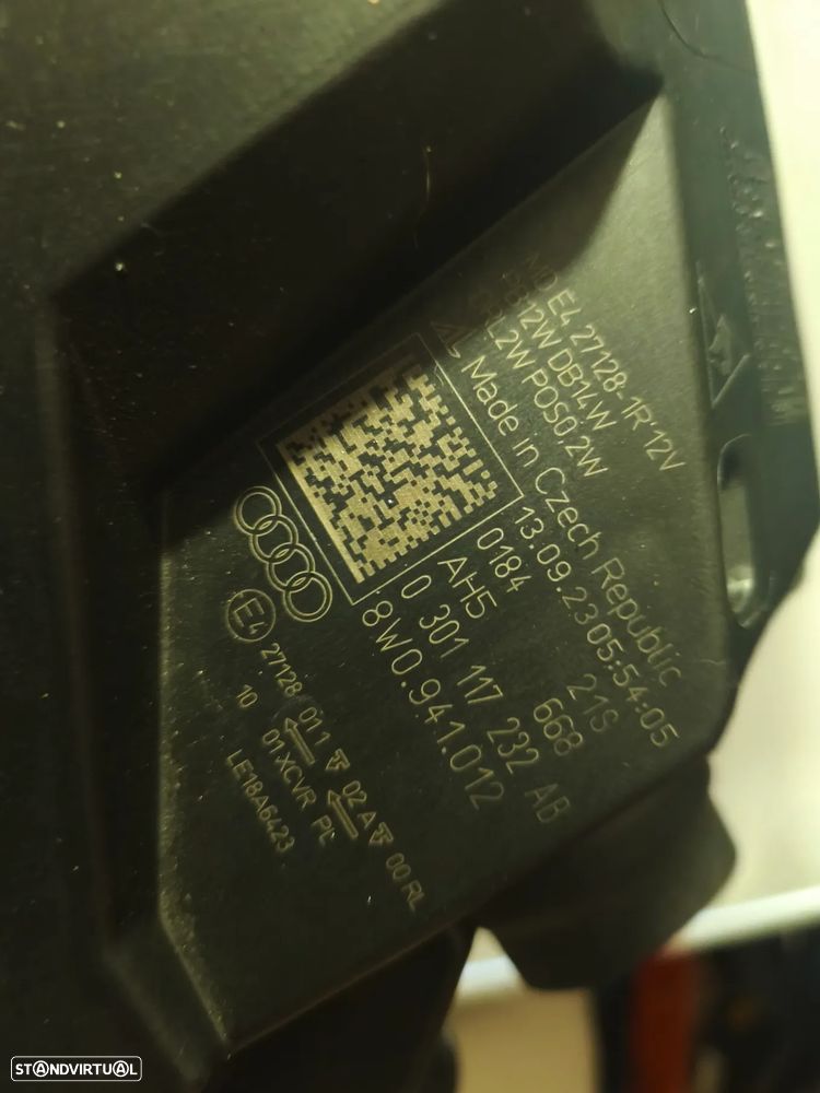 Farol direito full Led Audi A4 B9 facelift - 3