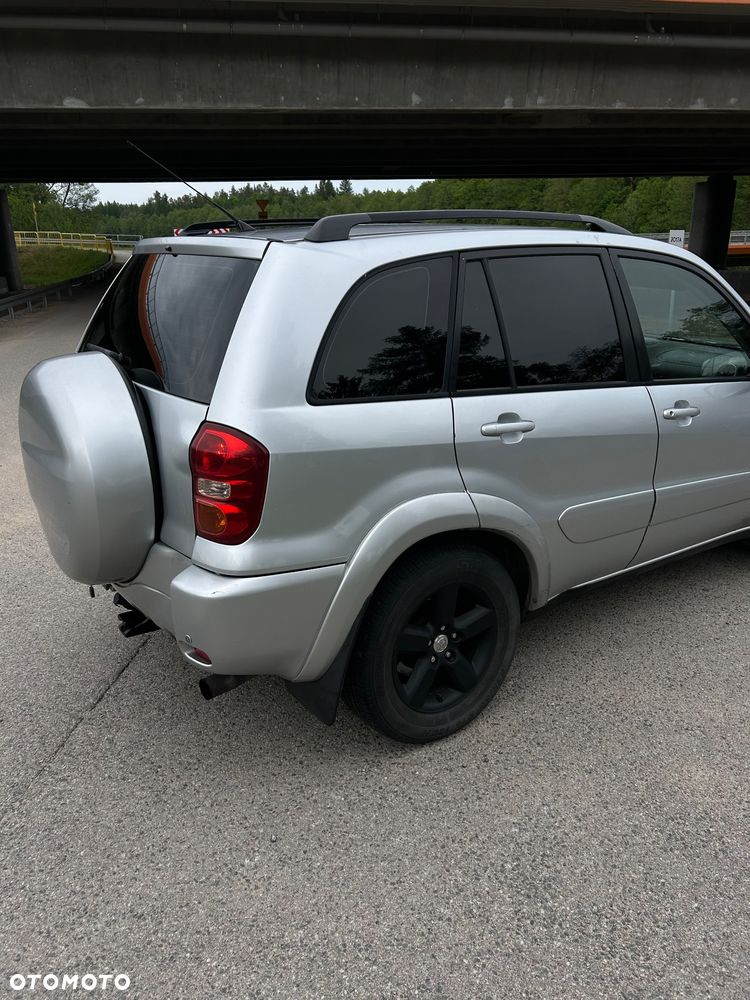 Toyota RAV4 2.0 D-4D 4x4 - 9