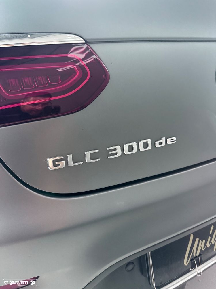 Mercedes-Benz GLC 300 de Coupe 4Matic 9G-TRONIC AMG Line - 26