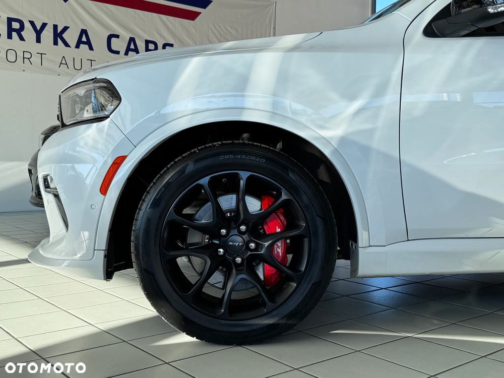 Dodge Durango 6.4 SRT - 7