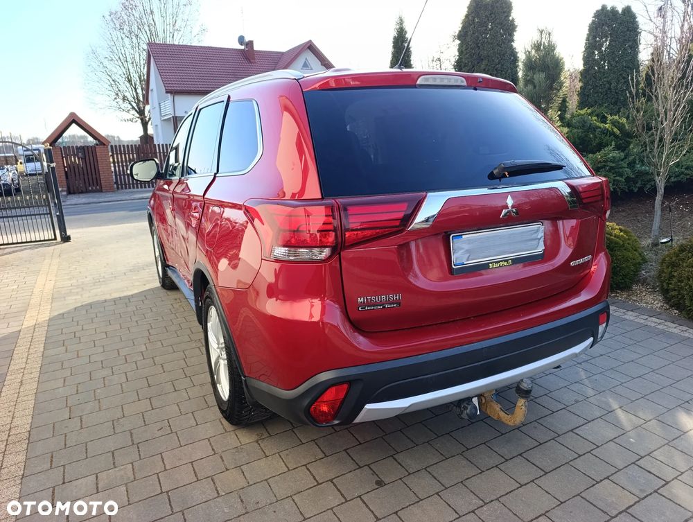 Mitsubishi Outlander 2.0 Instyle Navi CVT - 6