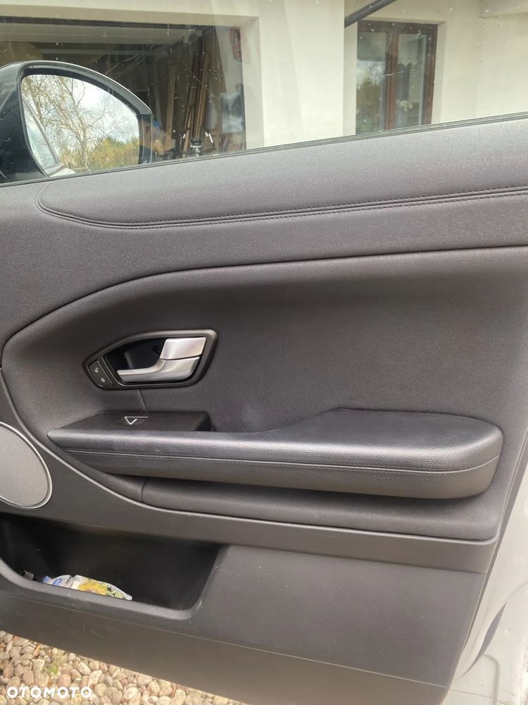 Land Rover Range Rover Evoque - 12