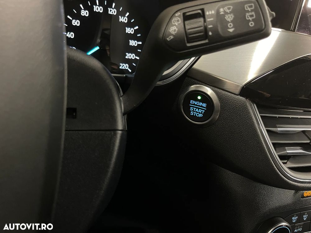 Ford Kuga 1.5 EcoBoost FWD Titanium - 23