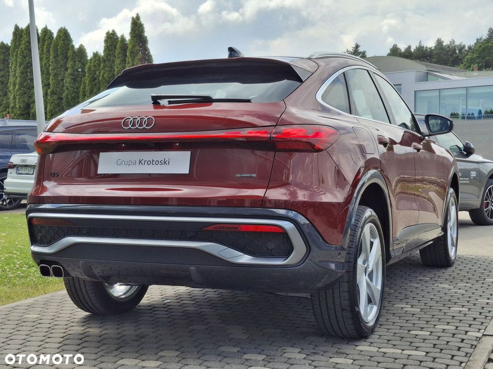 Audi Q5 Sportback - 12