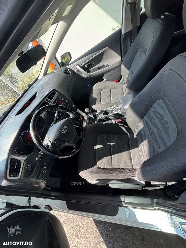 Kia Ceed 1.6 DSL STAR - 6