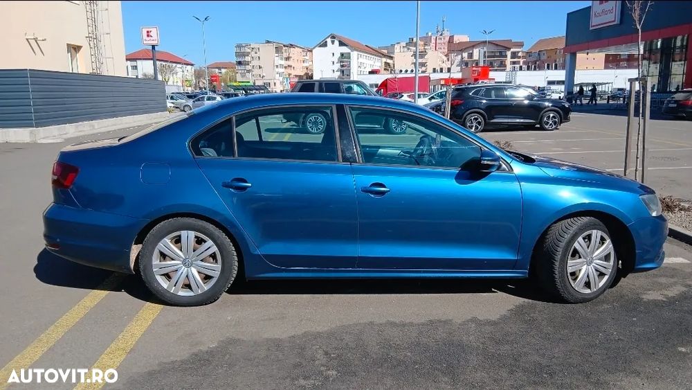 Volkswagen Jetta 1.2 TSI Comfortline - 4