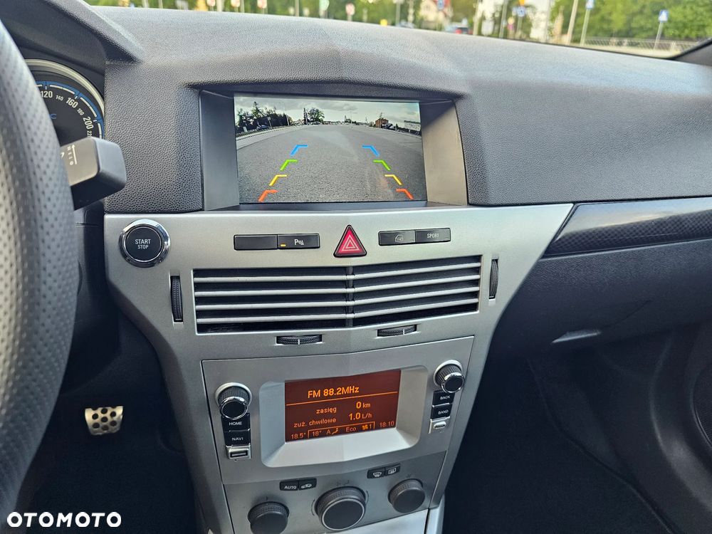 Opel Astra 2.0 T OPC - 28