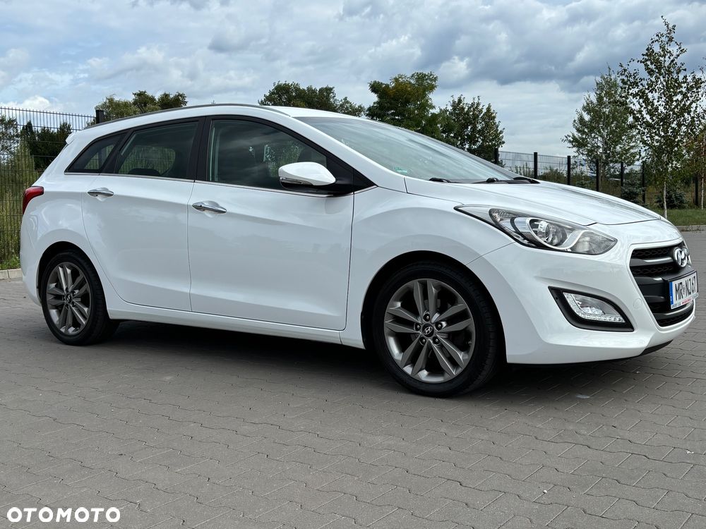 Hyundai i30 blue Kombi 1.6 GDi Style - 5
