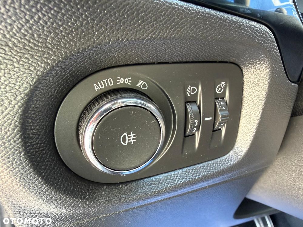 Opel Corsa 1.2 Direct Injection Turbo Start/Stop Edition - 20