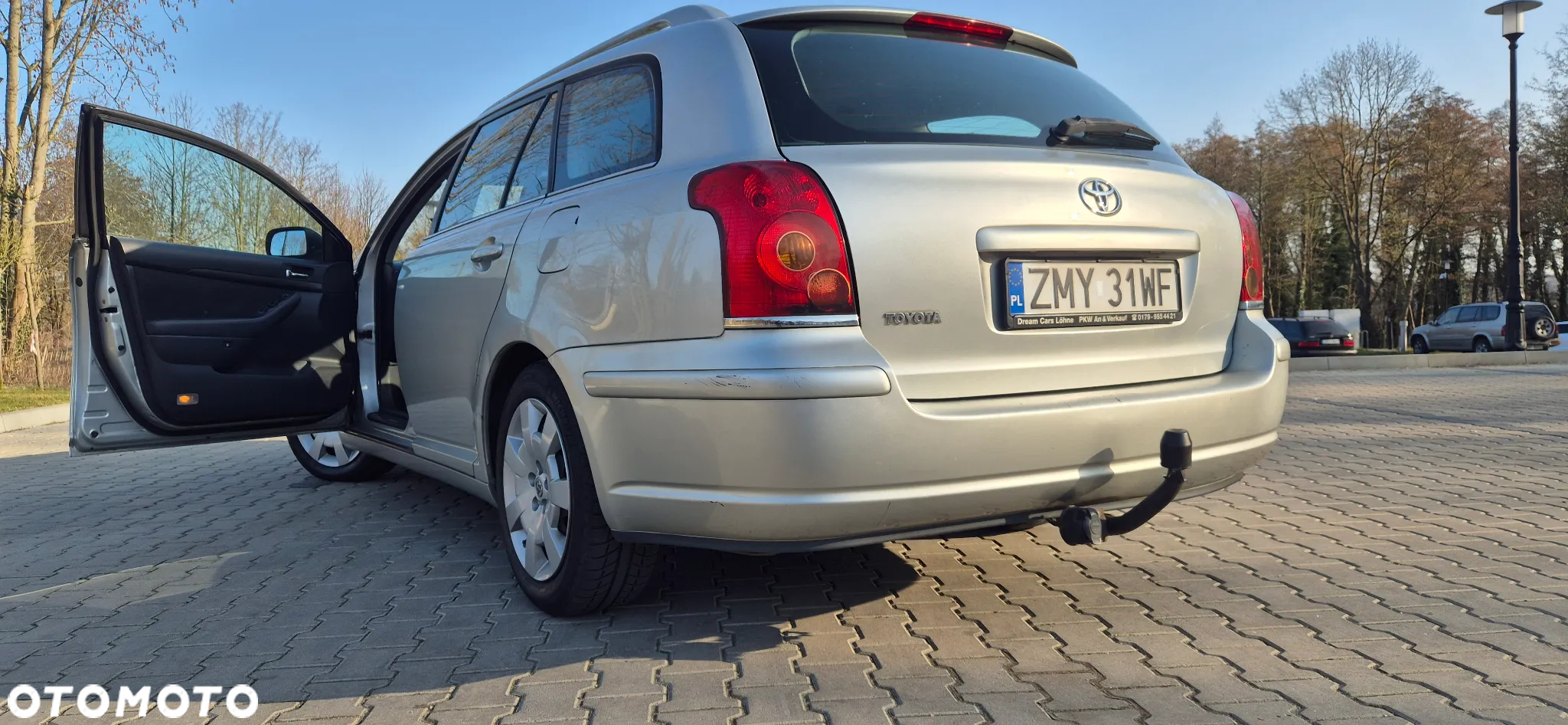 Toyota Avensis 2.0 D-4D Sol Plus - 16