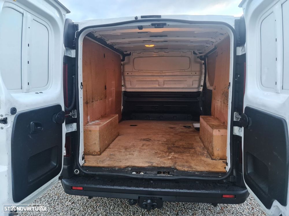 Renault Trafic 1.6 dCi L1H1 - 12