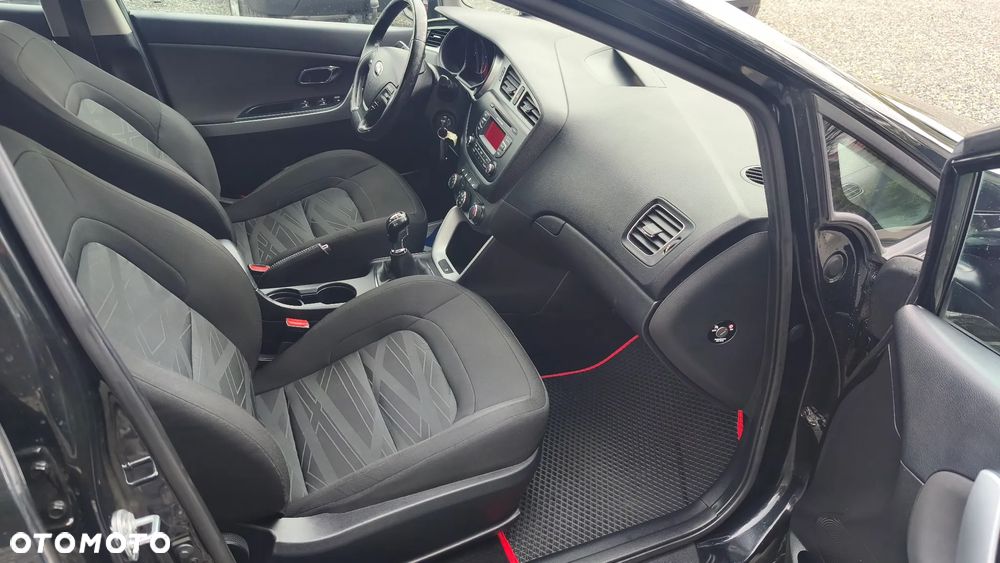 Kia Ceed 1.4 Business Line - 23