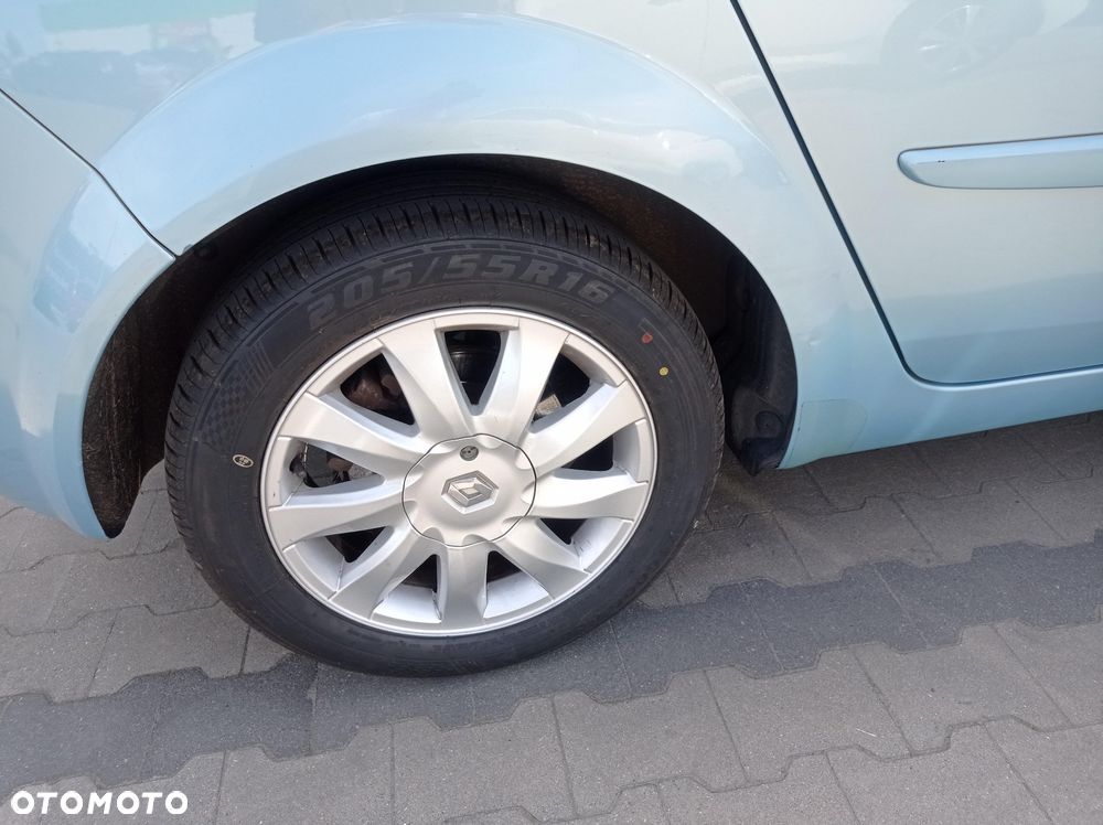 Renault Scenic 2.0 16V Privilege - 23