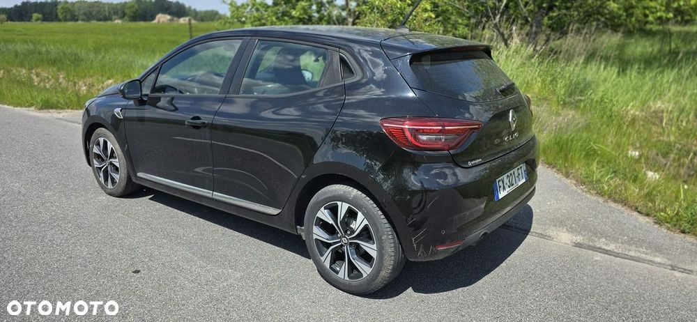 Renault Clio - 6