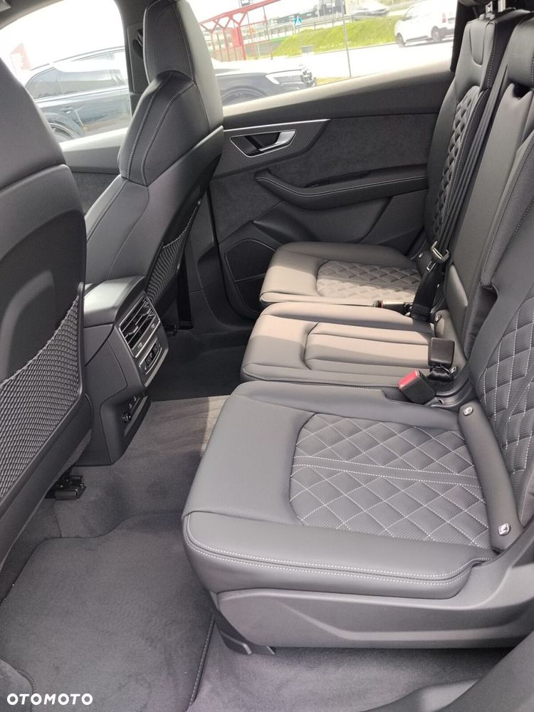 Audi Q7 - 15
