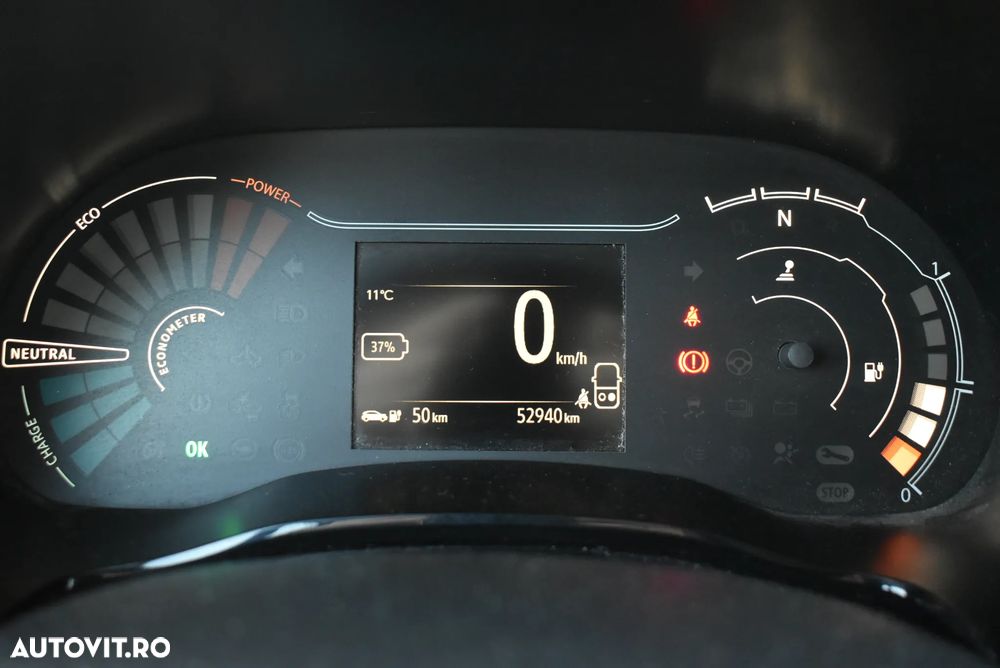 Dacia Spring 26.8 kWh Essential - 11