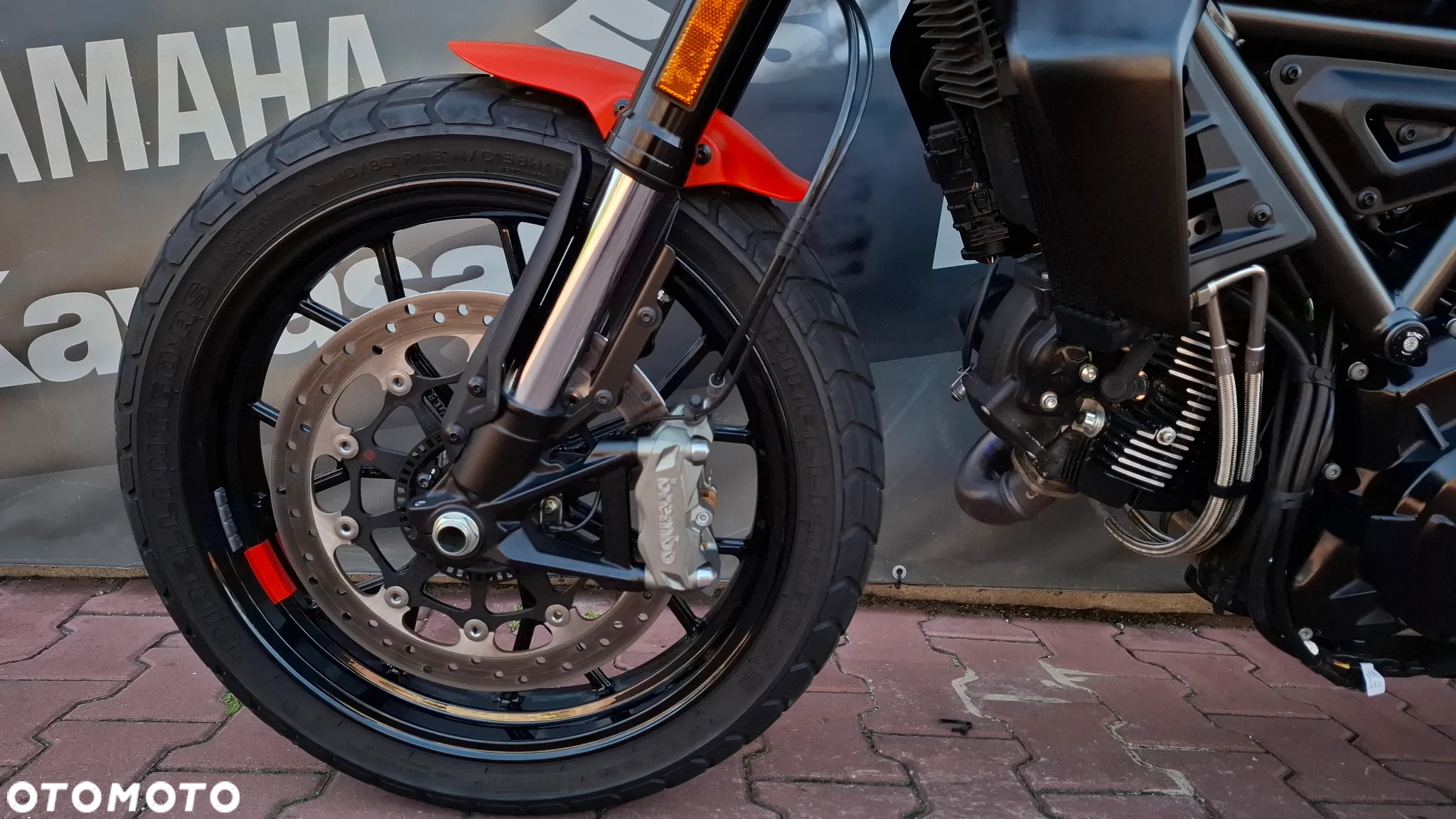 Ducati Scrambler - 16