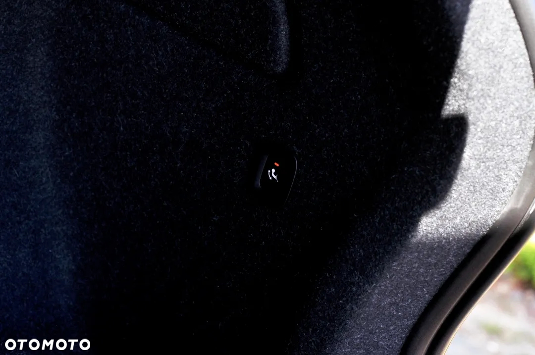 Volvo XC 40 D3 Momentum Pro - 13