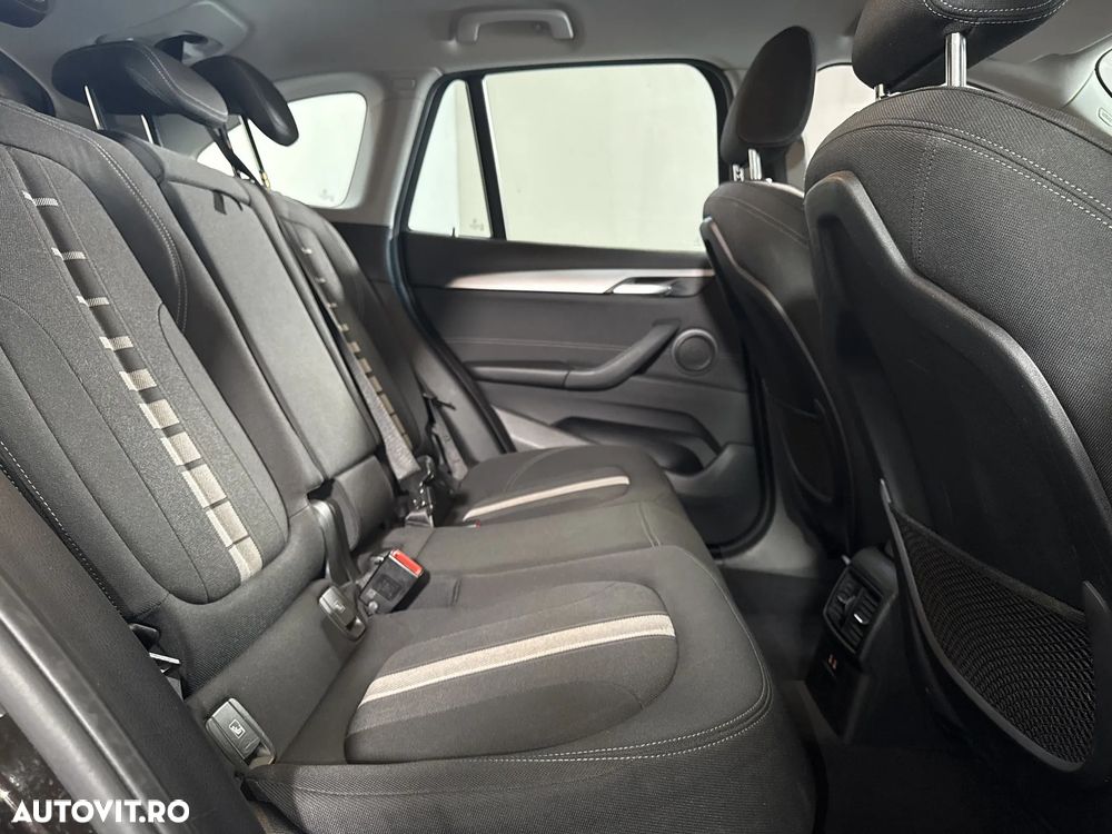 BMW X1 - 13