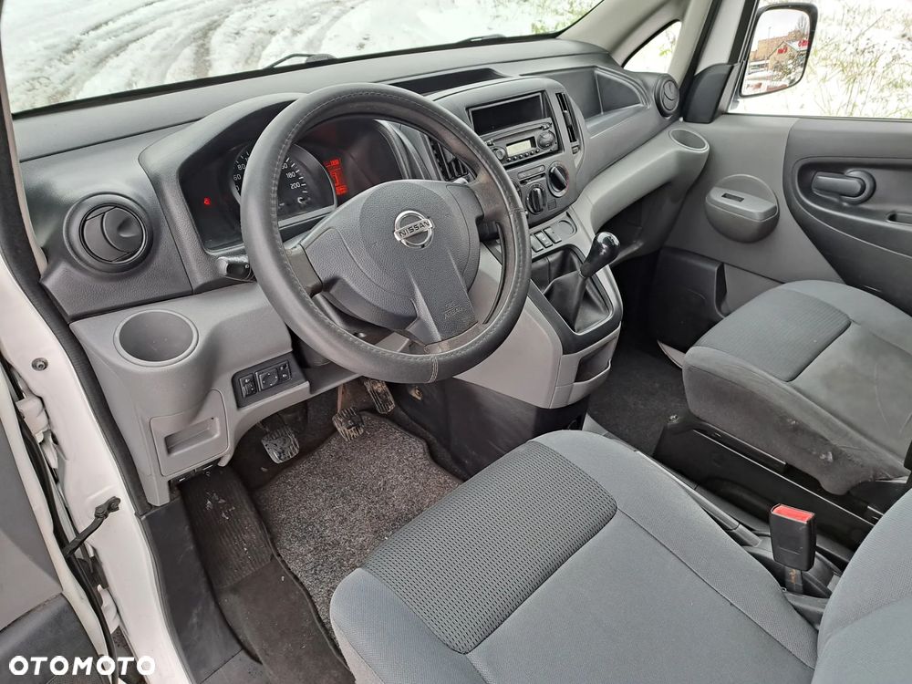 Nissan NV200 - 13