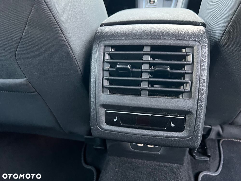 Volkswagen Golf 1.4 TSI Plug-In Hybrid Style DSG - 22
