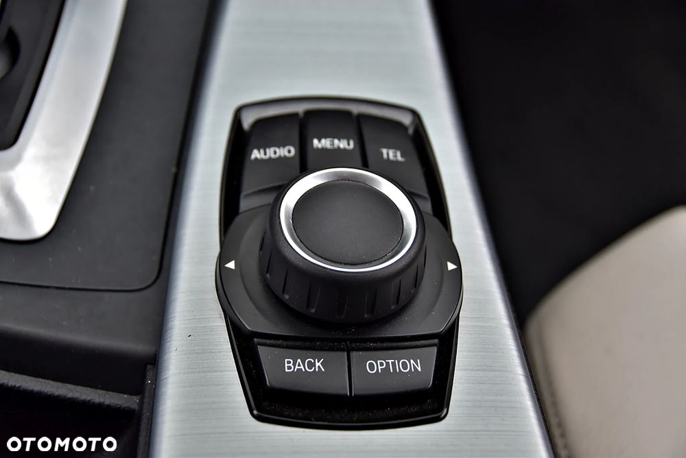 BMW 3GT 320i Luxury Line - 33