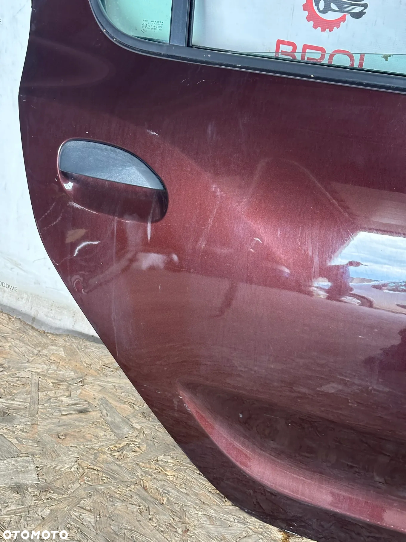 DRZWI TYLNE PRAWE DACIA SANDERO II  TCNG - 2