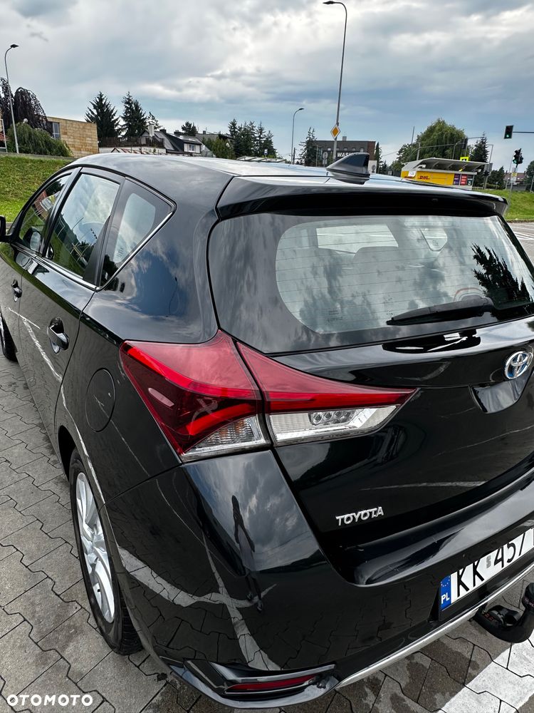 Toyota Auris - 5