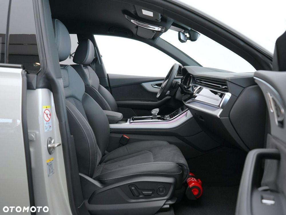 Audi Q8 - 28