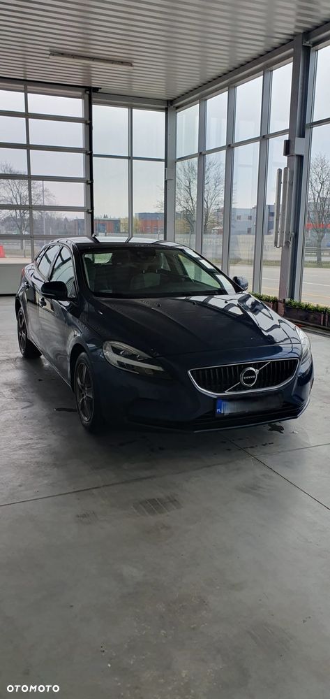Volvo V40 - 2