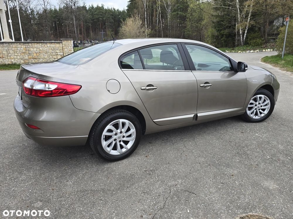 Renault Fluence 1.6 16V Limited - 22