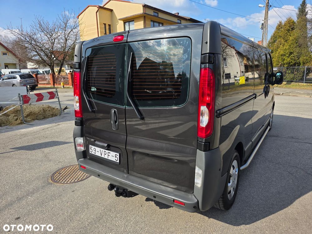 Renault Trafic - 10