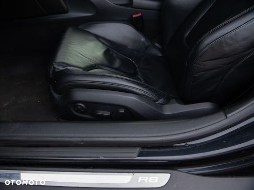 Audi R8 Coupé 4.2 FSI quattro R tronic - 33