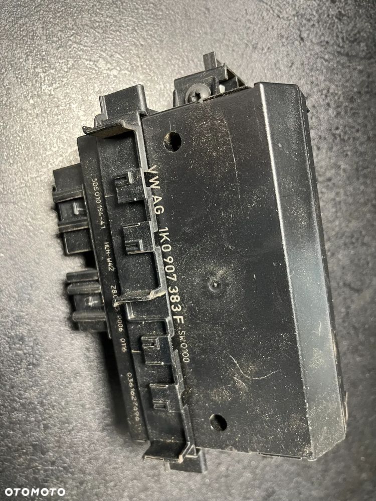 MODUŁ HAKA VW 1K0907383F - 2