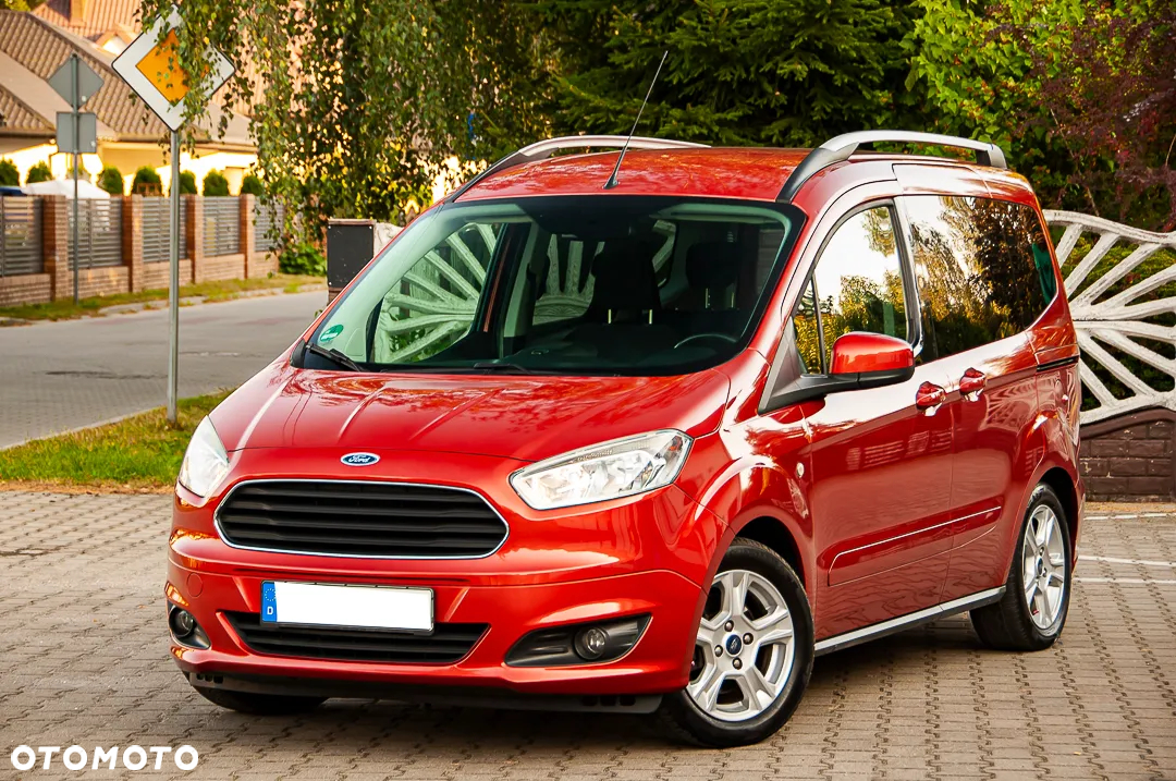 Ford Tourneo Courier 1.0 EcoBoost S&S Trend - 11
