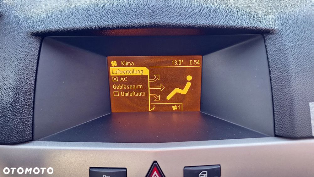 Opel Astra 1.6 - 17