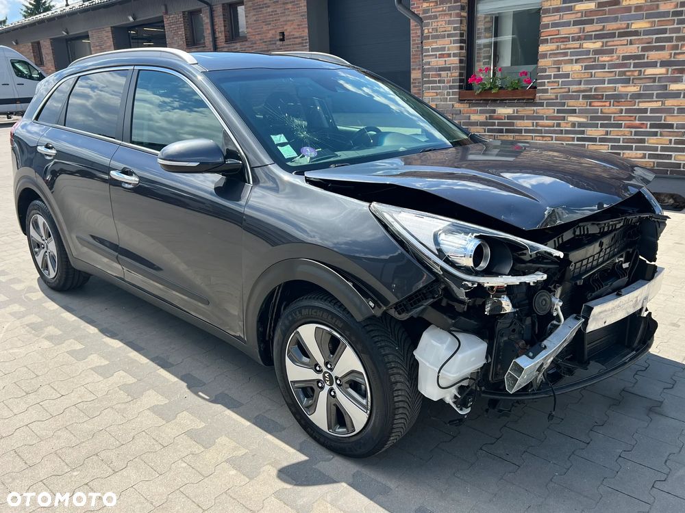 Kia Niro 1.6 GDI 2WD Vision - 6