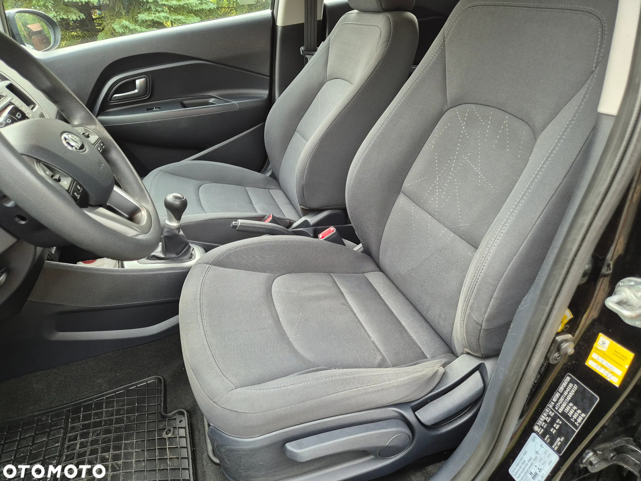 Kia Rio 1.2 Attract - 9