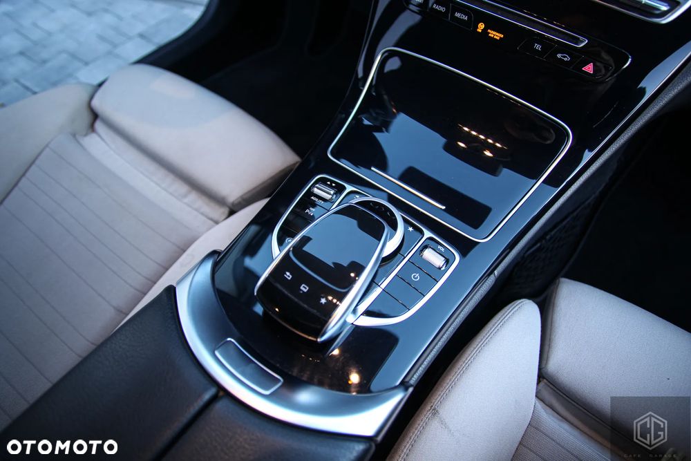 Mercedes-Benz Klasa C 200 (BlueTEC) d 7G-TRONIC - 31