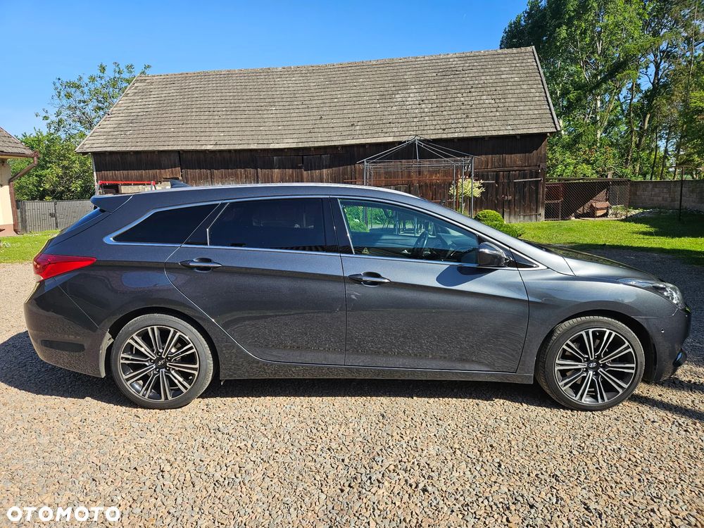 Hyundai i40 Kombi 1.7 CRDi DCT Premium - 5