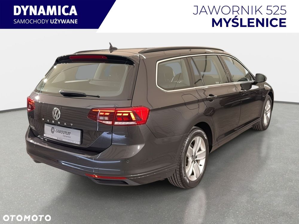 Volkswagen Passat Variant - 8