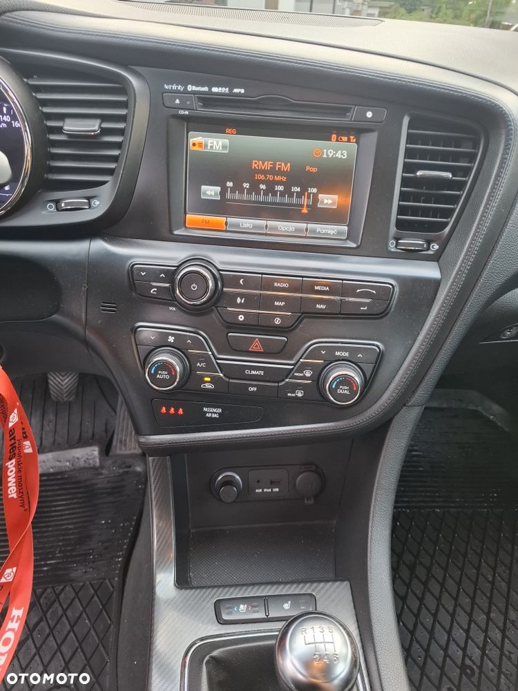 Kia Optima - 8