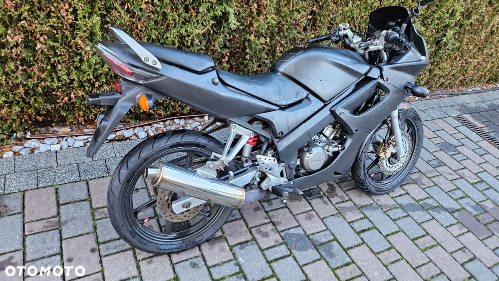 Honda CBR - 4