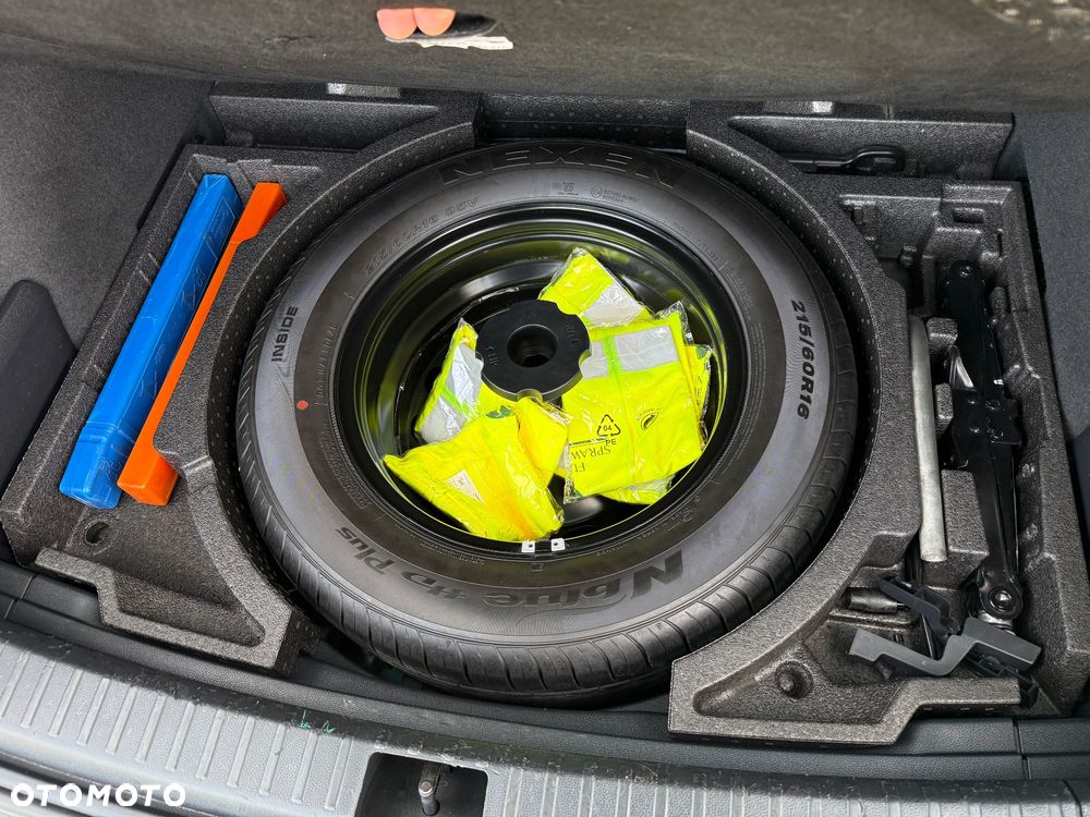 Skoda Karoq 1.6 TDI SCR DSG Style - 18