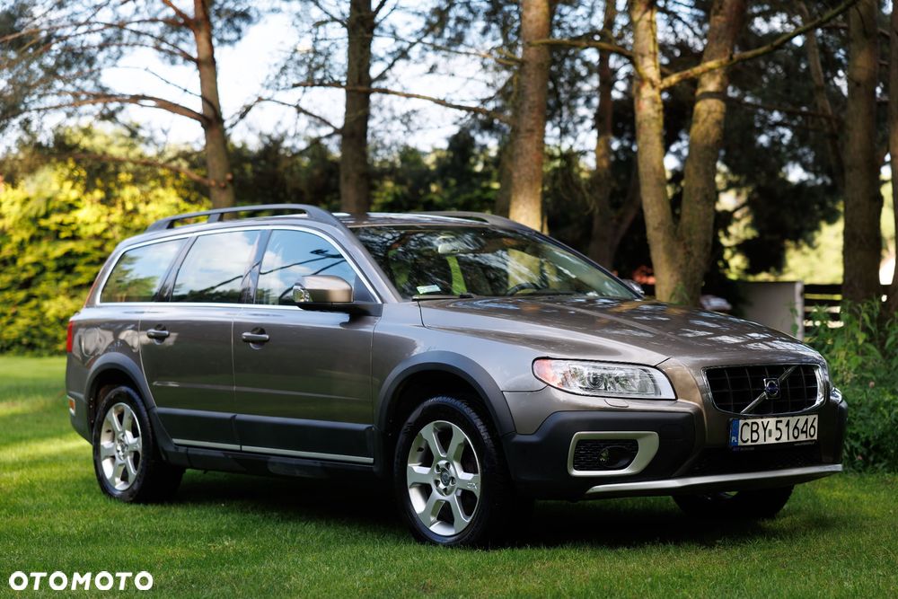 Volvo XC 70 2.4D AWD Momentum - 7